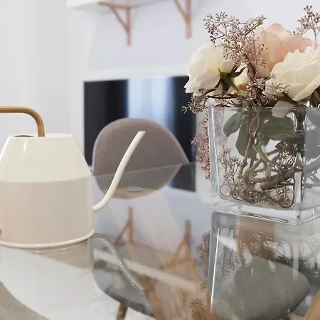 アパート Alfaros *